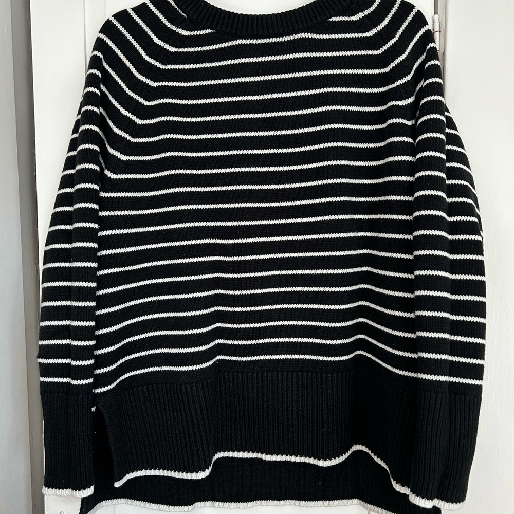A New Day black and white striped mock
Neck sweater. Size large